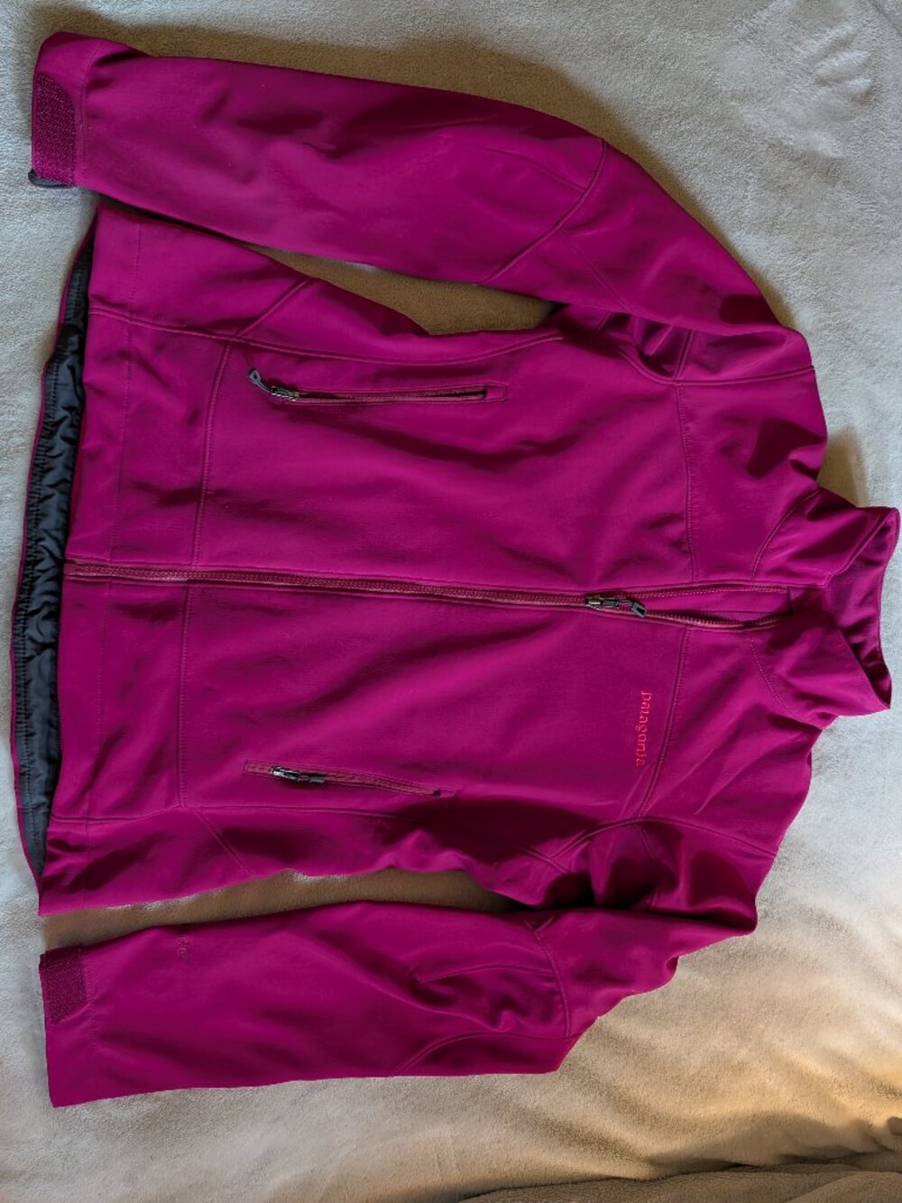 WOMEN'S PATAGONIA JACKET M Medium Hot Pink Zip Up Outdoor Wear Clothing Coat
